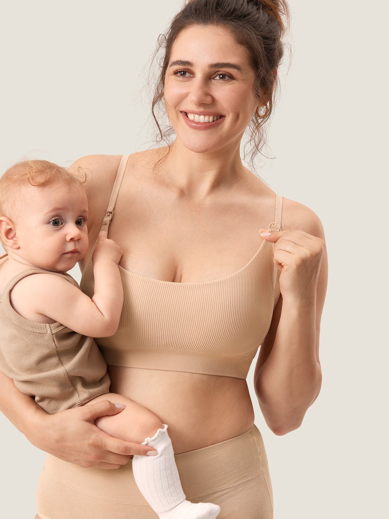 FLAUNOVA™ Ribbed Scoop Nursing Bralette